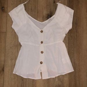 Cute never been worn top!
